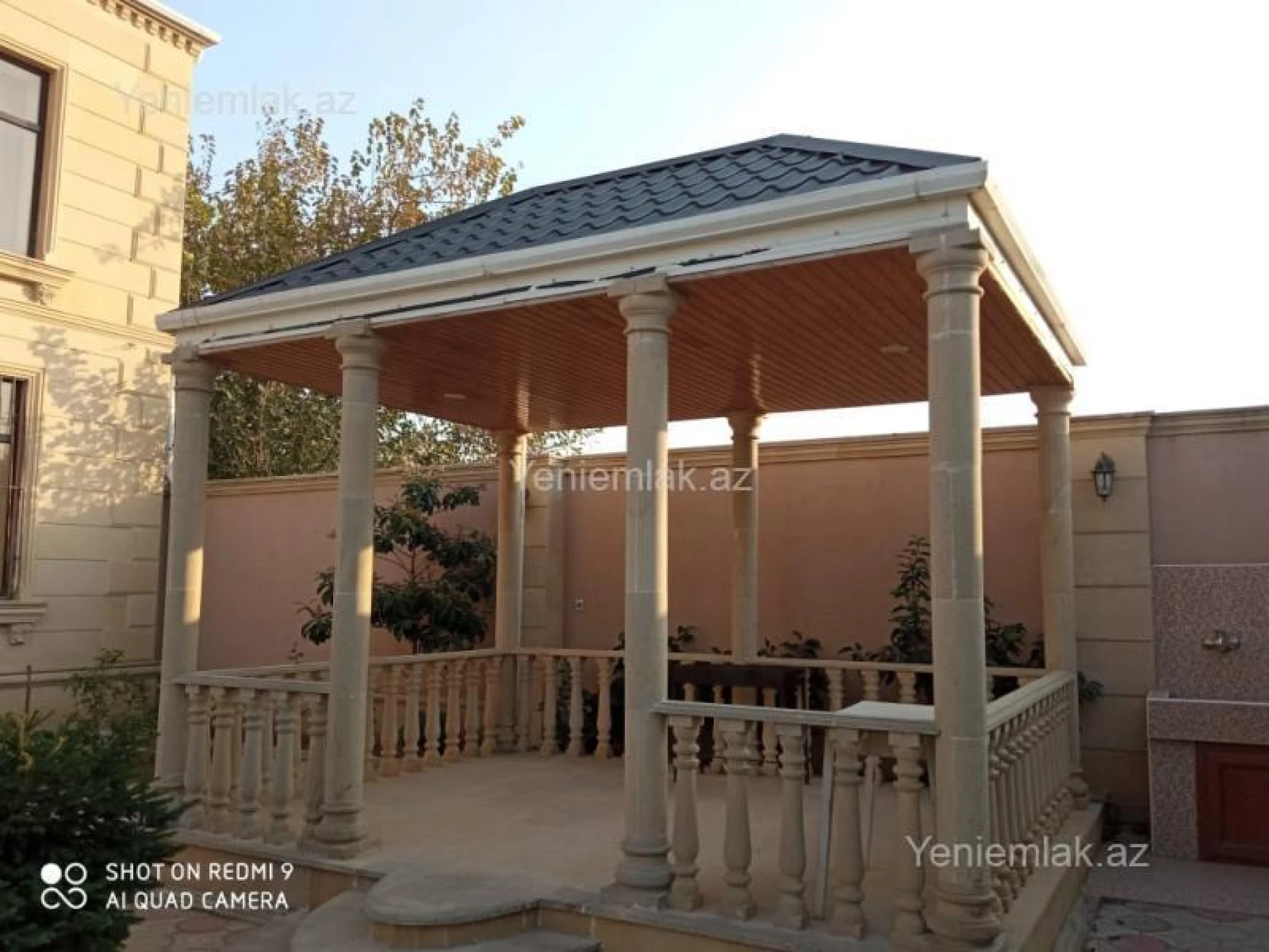 Satılır 6 otaqlı həyət evi 250 m²