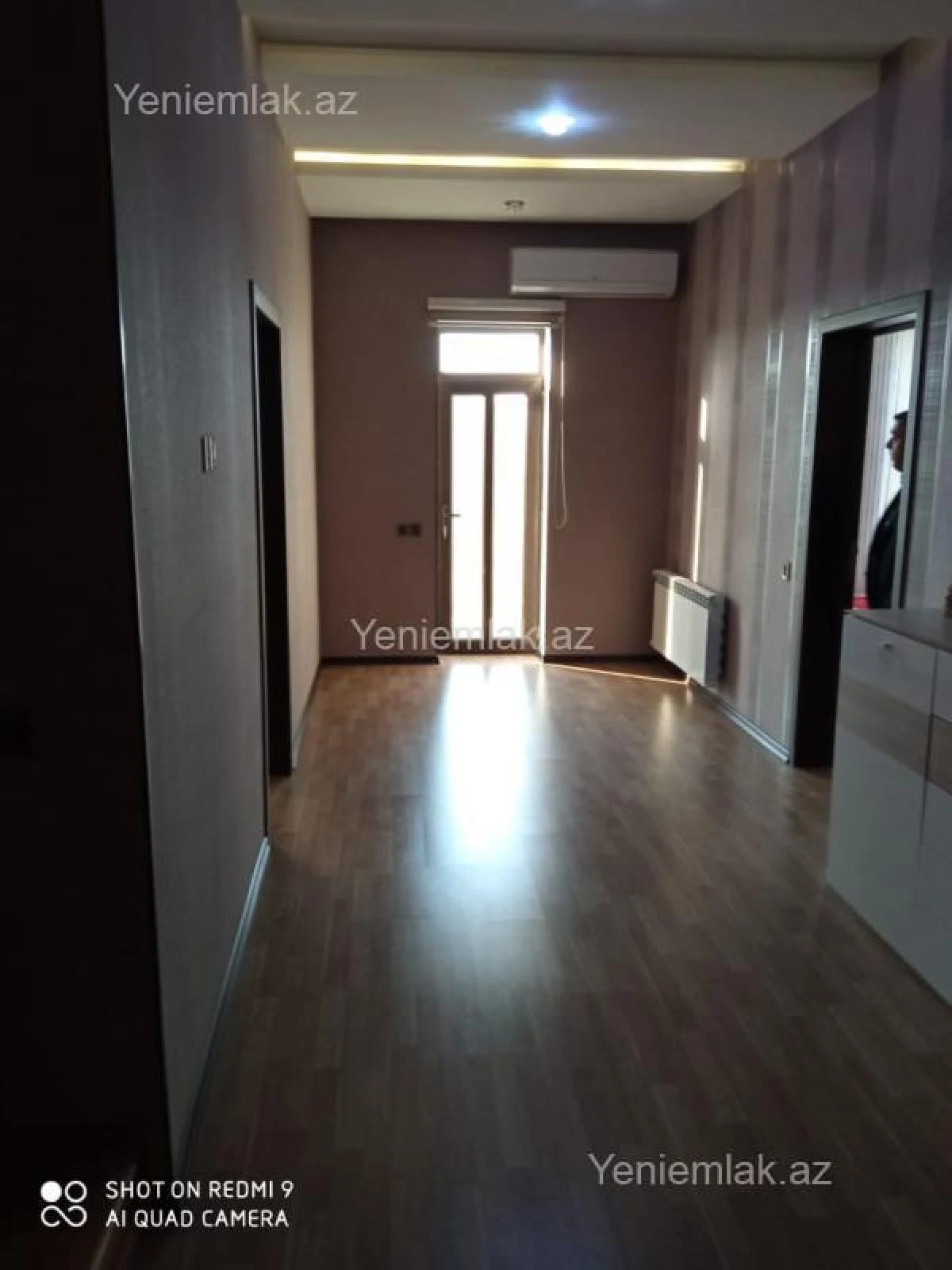 Satılır 6 otaqlı həyət evi 250 m²