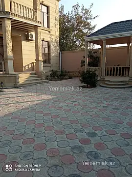 Satılır 6 otaqlı həyət evi 250 m²