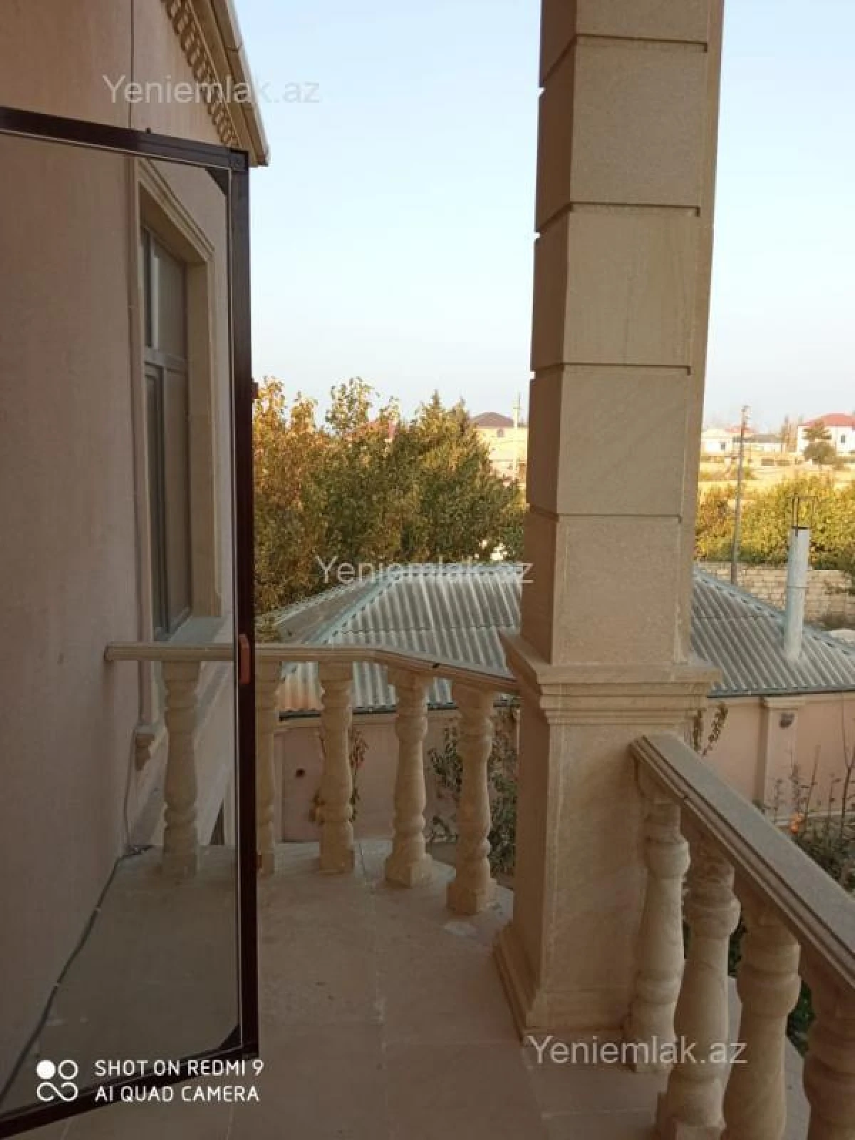 Satılır 6 otaqlı həyət evi 250 m²