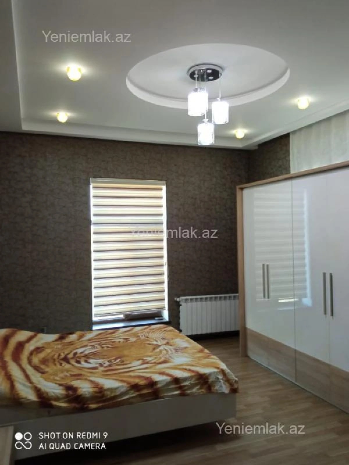 Satılır 6 otaqlı həyət evi 250 m²