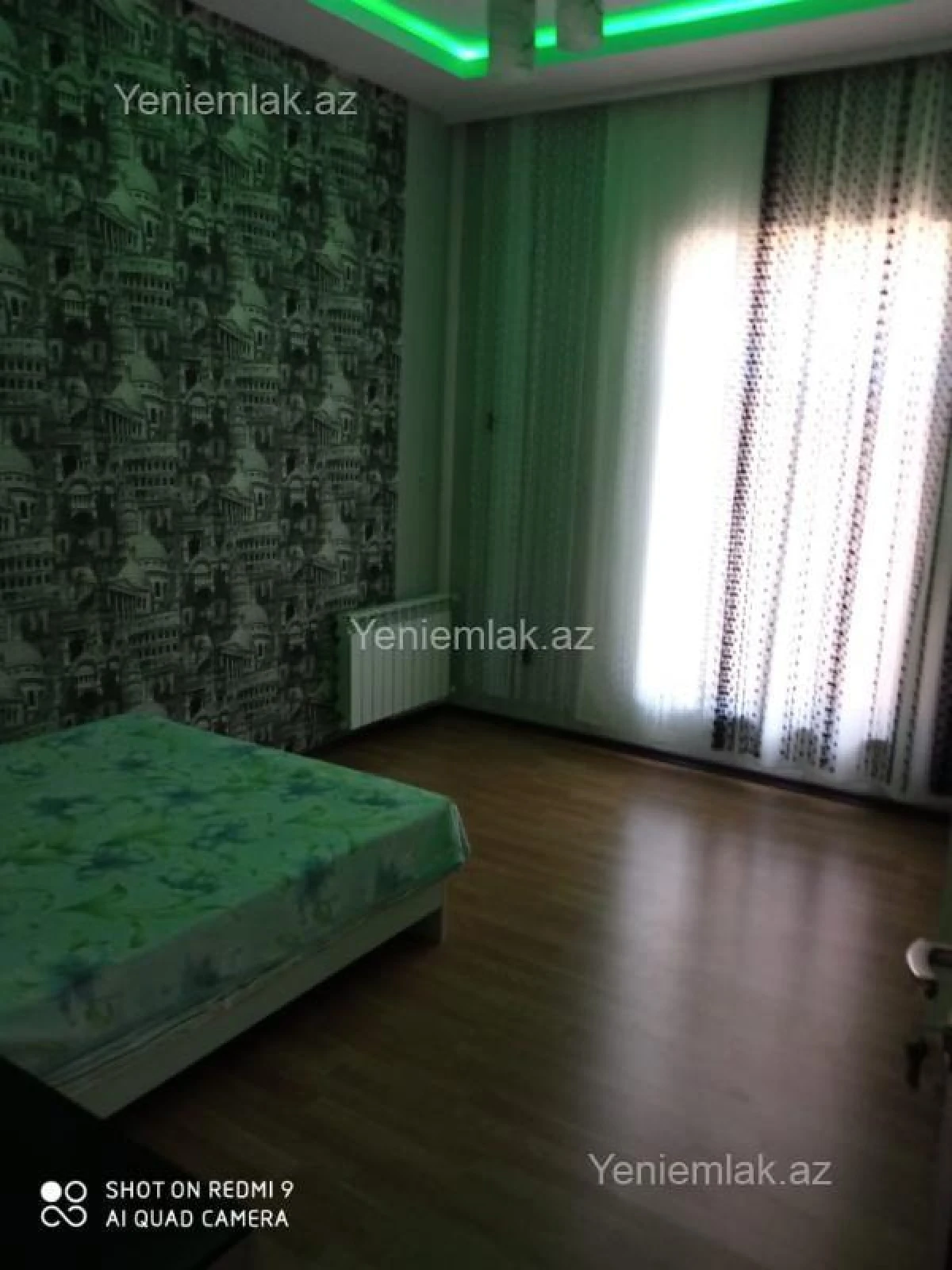 Satılır 6 otaqlı həyət evi 250 m²