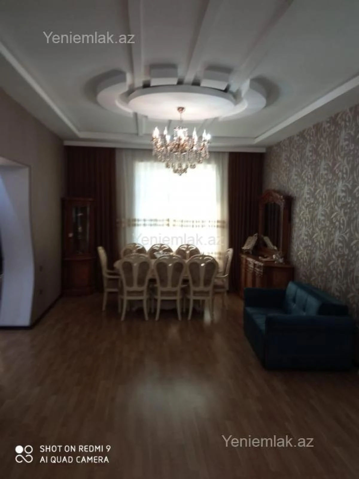 Satılır 6 otaqlı həyət evi 250 m²