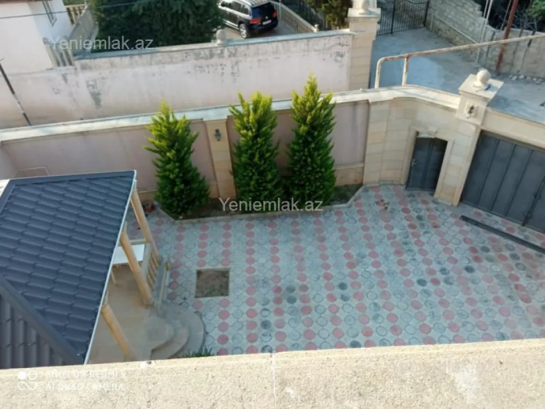 Satılır 6 otaqlı həyət evi 250 m²