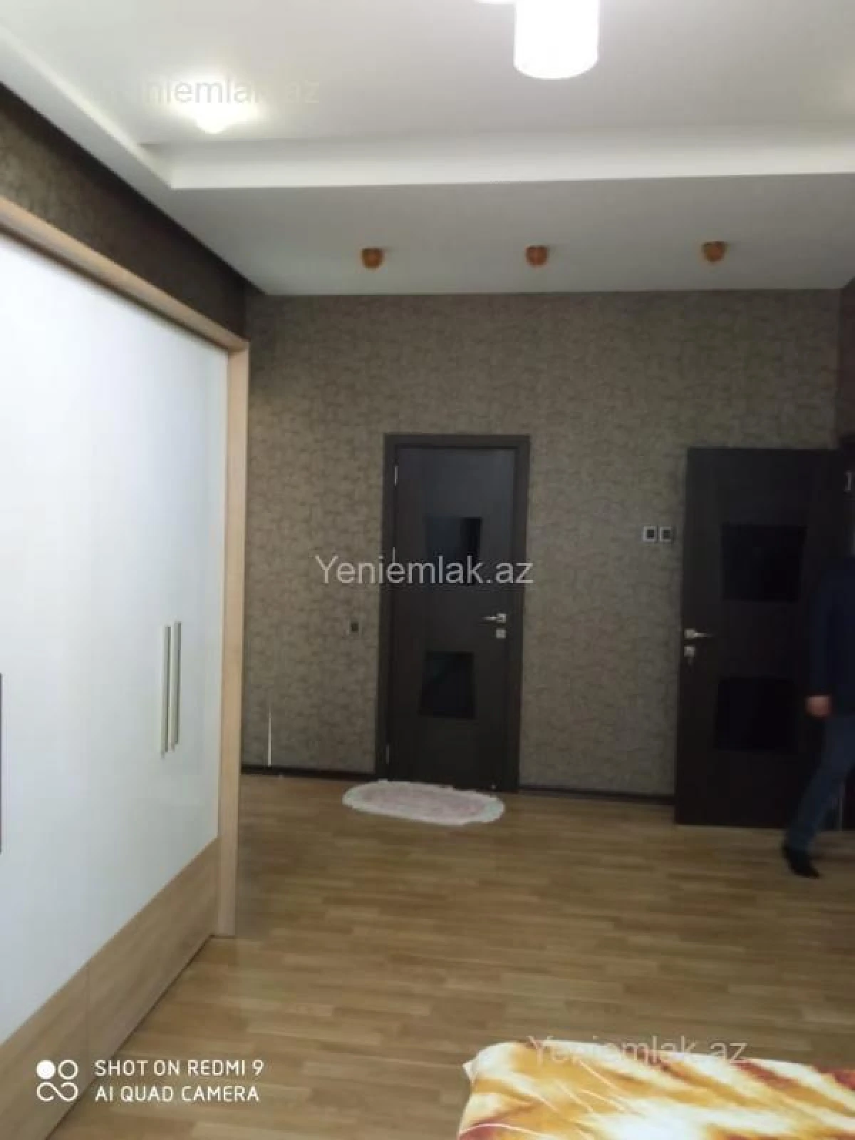 Satılır 6 otaqlı həyət evi 250 m²