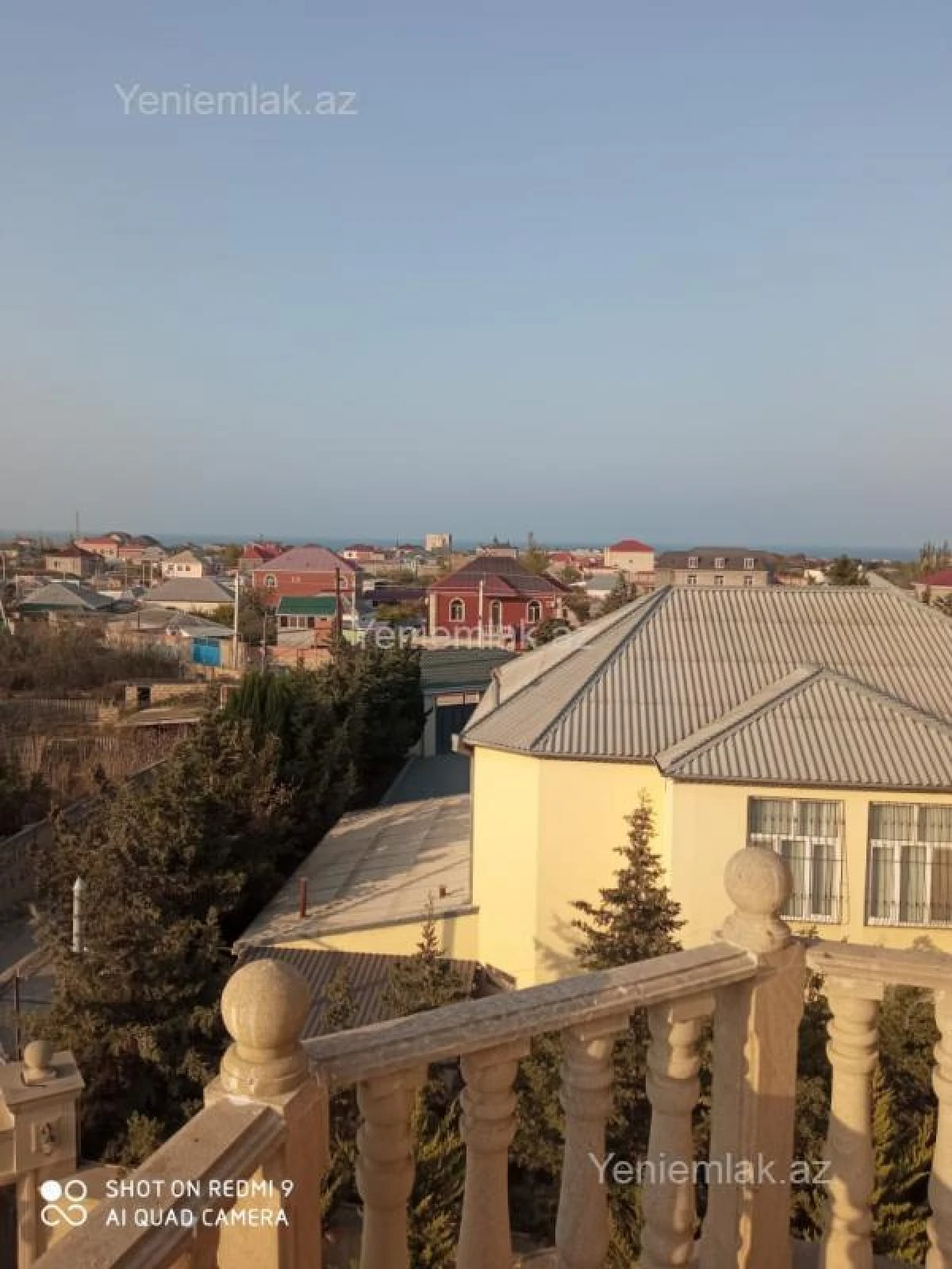 Satılır 6 otaqlı həyət evi 250 m²