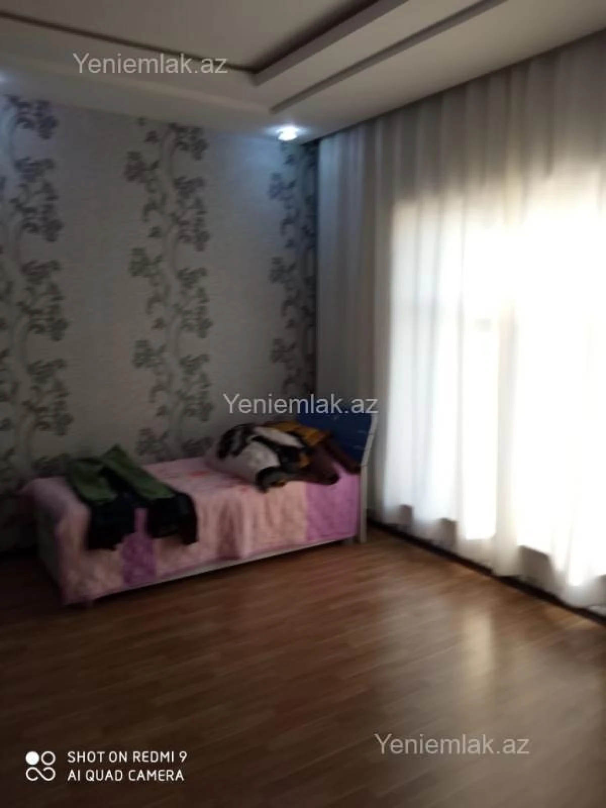 Satılır 6 otaqlı həyət evi 250 m²