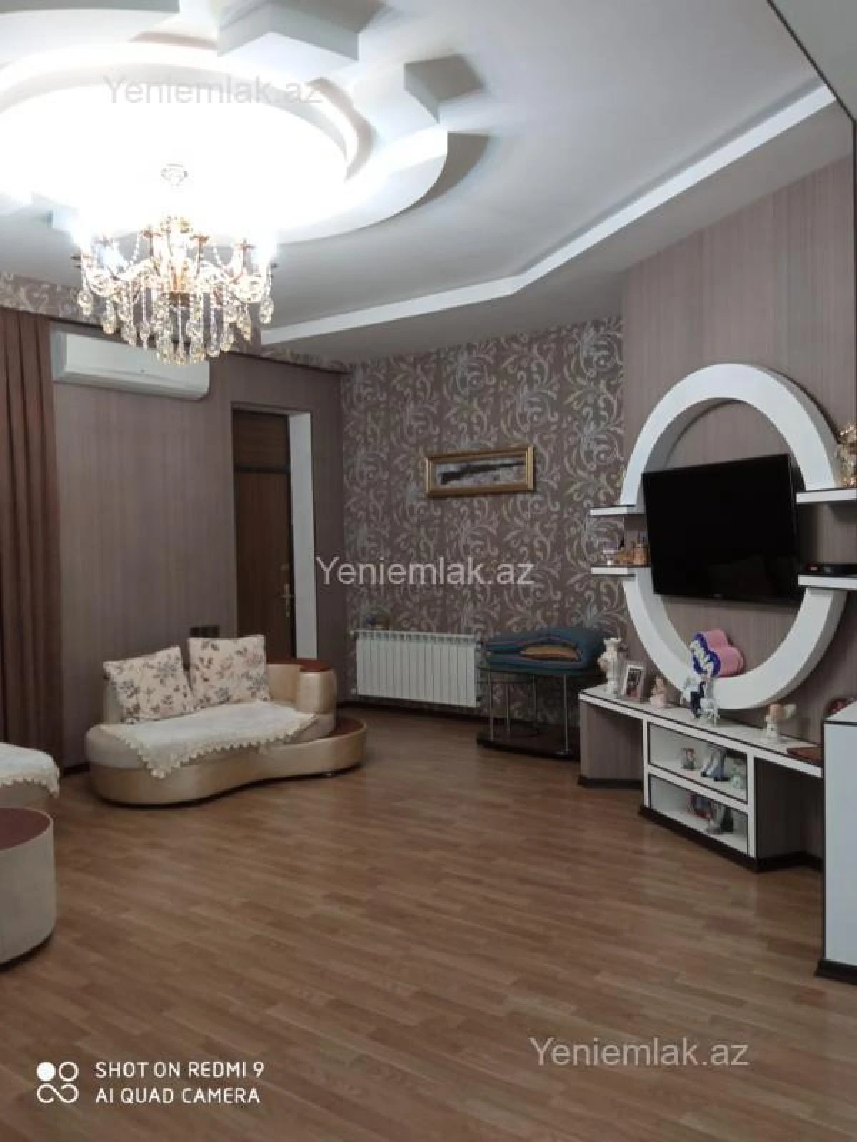 Satılır 6 otaqlı həyət evi 250 m²