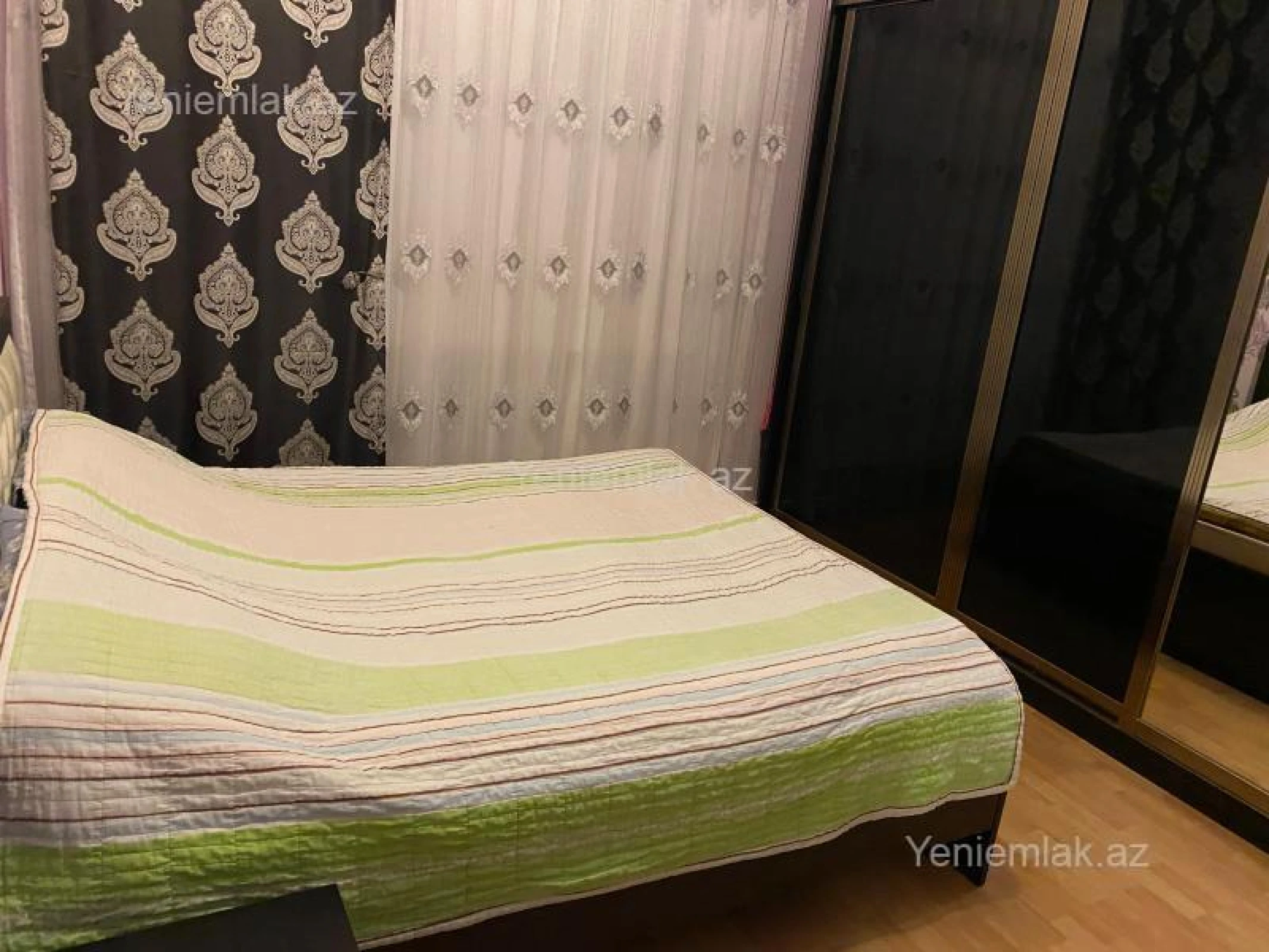 Satılır 2 otaqlı köhnə tikili 54 m²