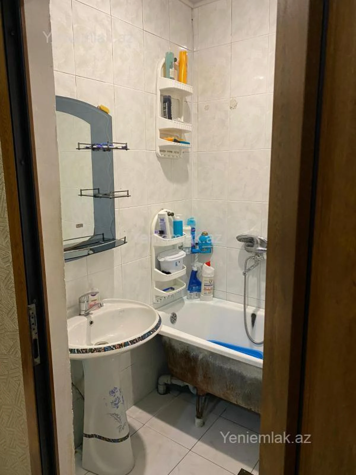 Satılır 2 otaqlı köhnə tikili 54 m²