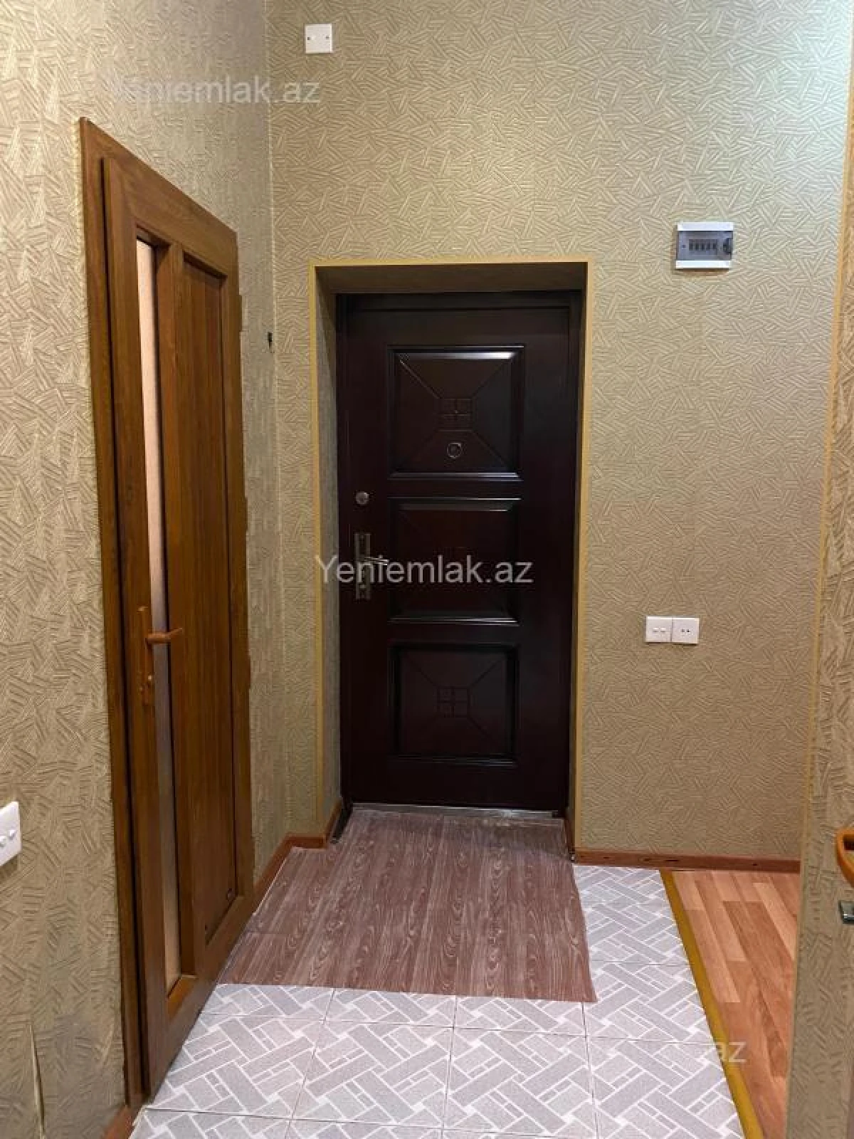 Satılır 2 otaqlı köhnə tikili 54 m²