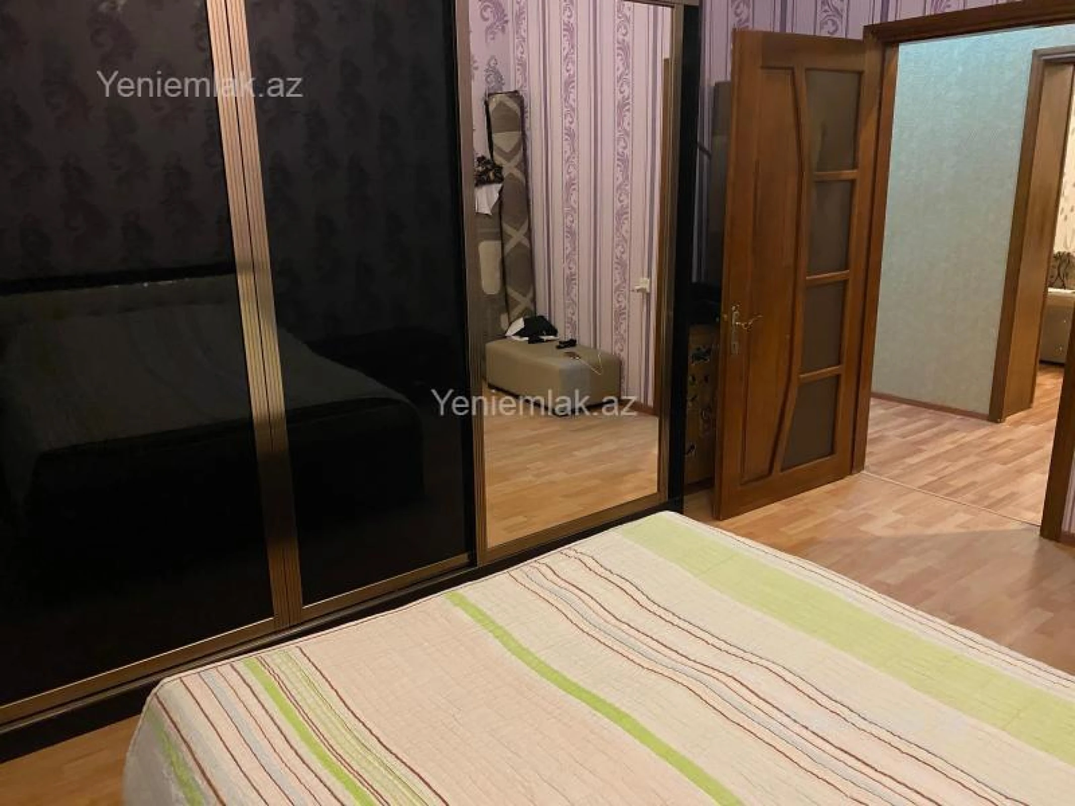 Satılır 2 otaqlı köhnə tikili 54 m²