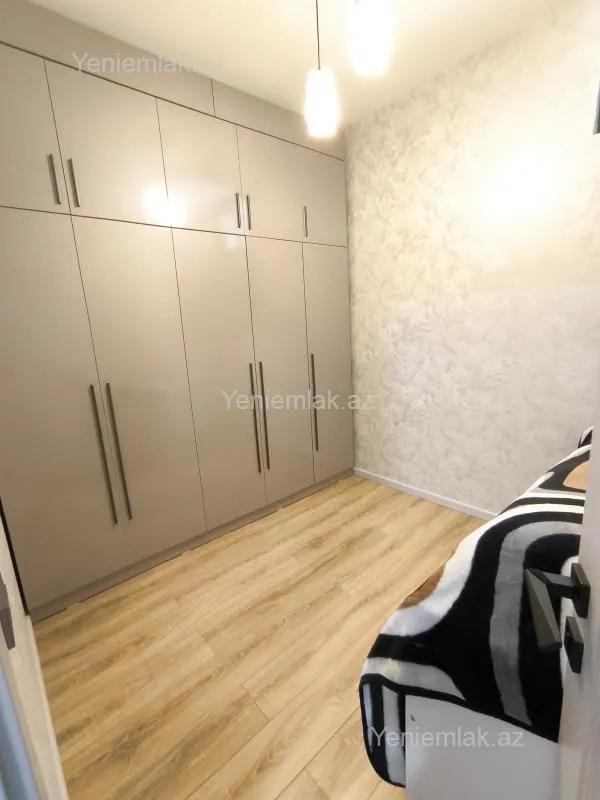 Satılır 2 otaqlı yeni tikili 68 m²