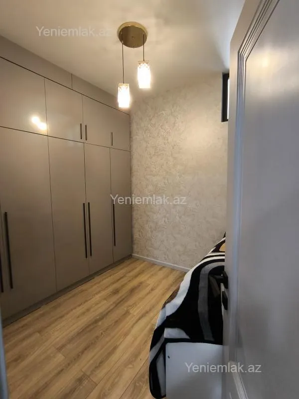 Satılır 2 otaqlı yeni tikili 68 m²