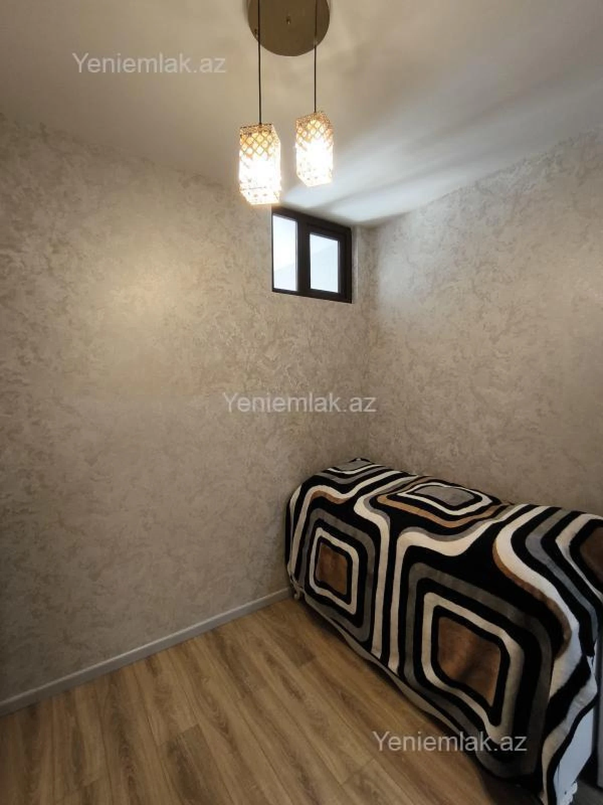 Satılır 2 otaqlı yeni tikili 68 m²