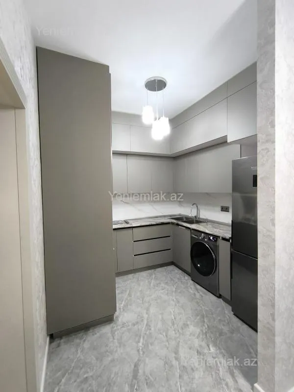 Satılır 2 otaqlı yeni tikili 68 m²