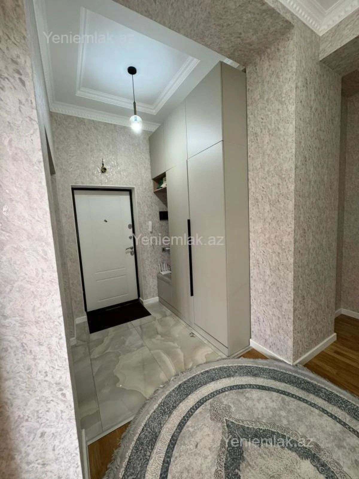 Satılır 3 otaqlı yeni tikili 105 m²