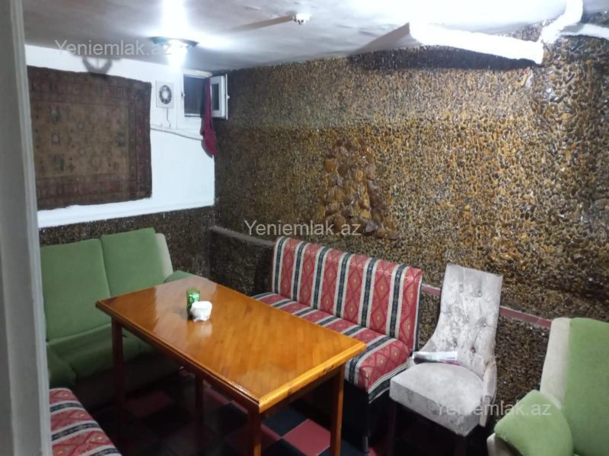 Satılır 4 otaqlı obyekt 160 m²