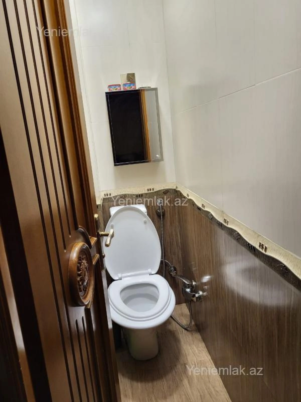 Satılır 3 otaqlı köhnə tikili 80 m²