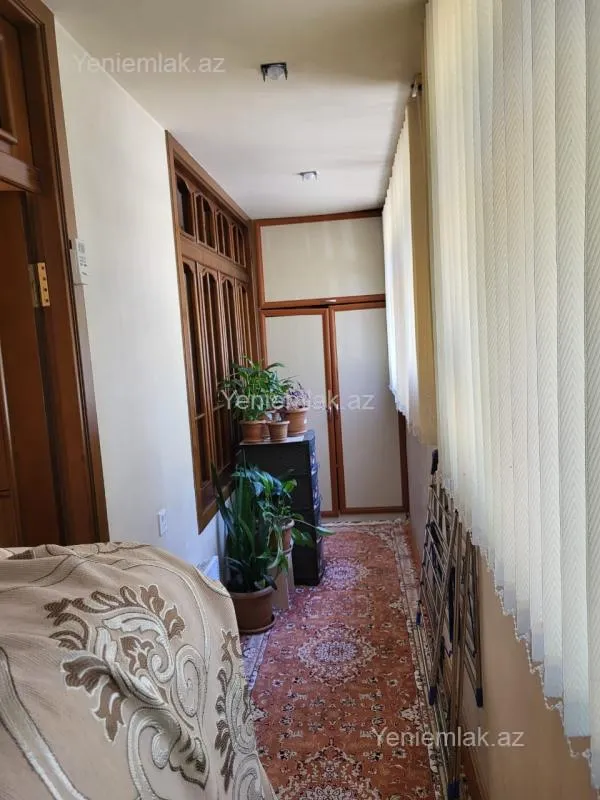 Satılır 3 otaqlı köhnə tikili 80 m²