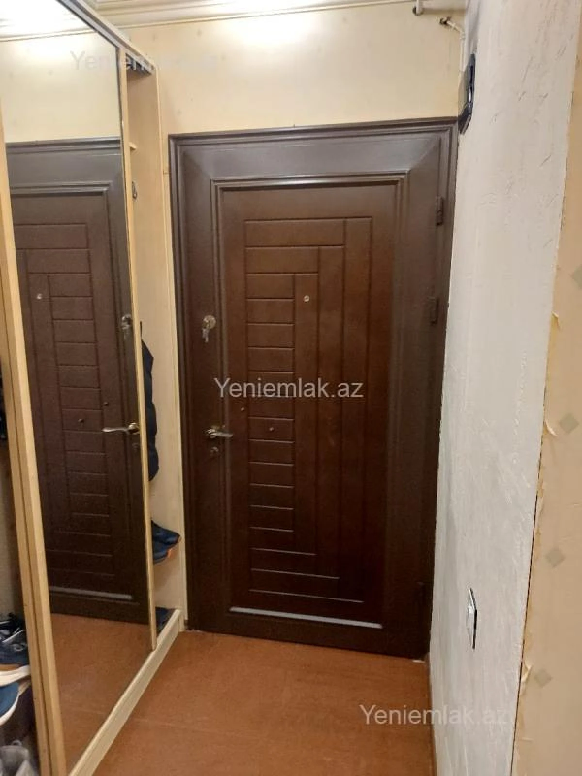 Satılır 3 otaqlı köhnə tikili 80 m²