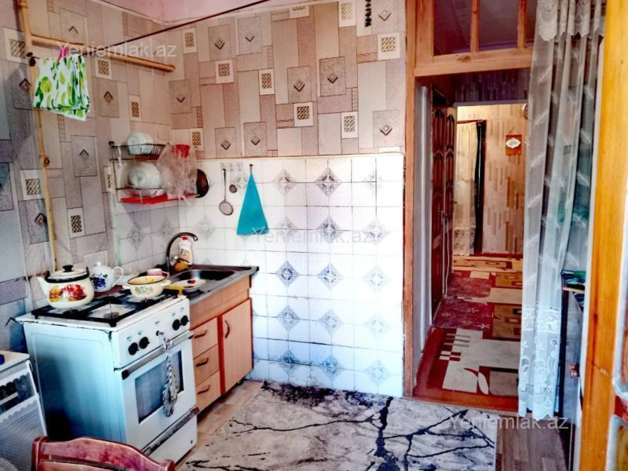 Satılır 3 otaqlı köhnə tikili 80 m²