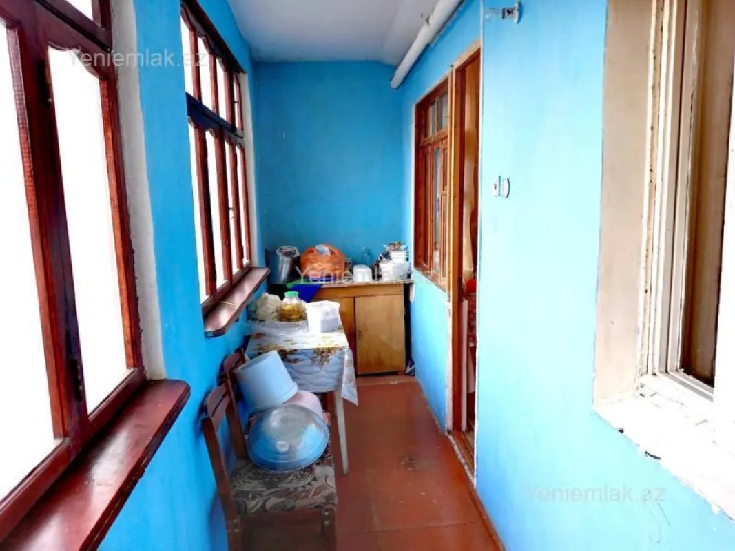 Satılır 3 otaqlı köhnə tikili 80 m²