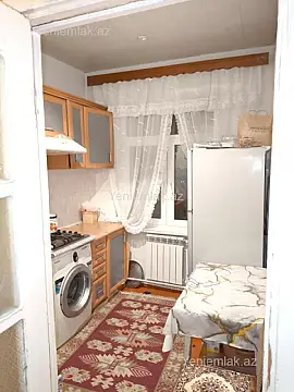 Satılır 2 otaqlı köhnə tikili 55 m²