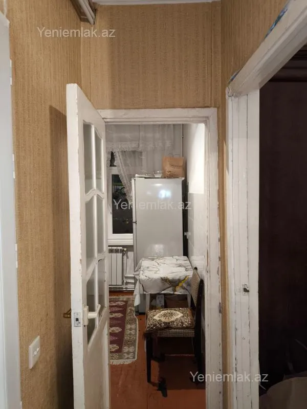 Satılır 2 otaqlı köhnə tikili 55 m²