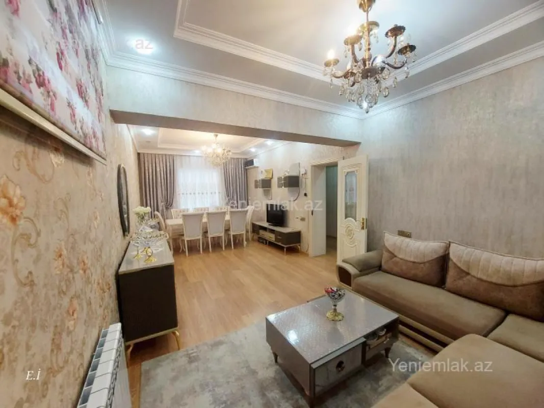 Satılır 5 otaqlı həyət evi 180 m²