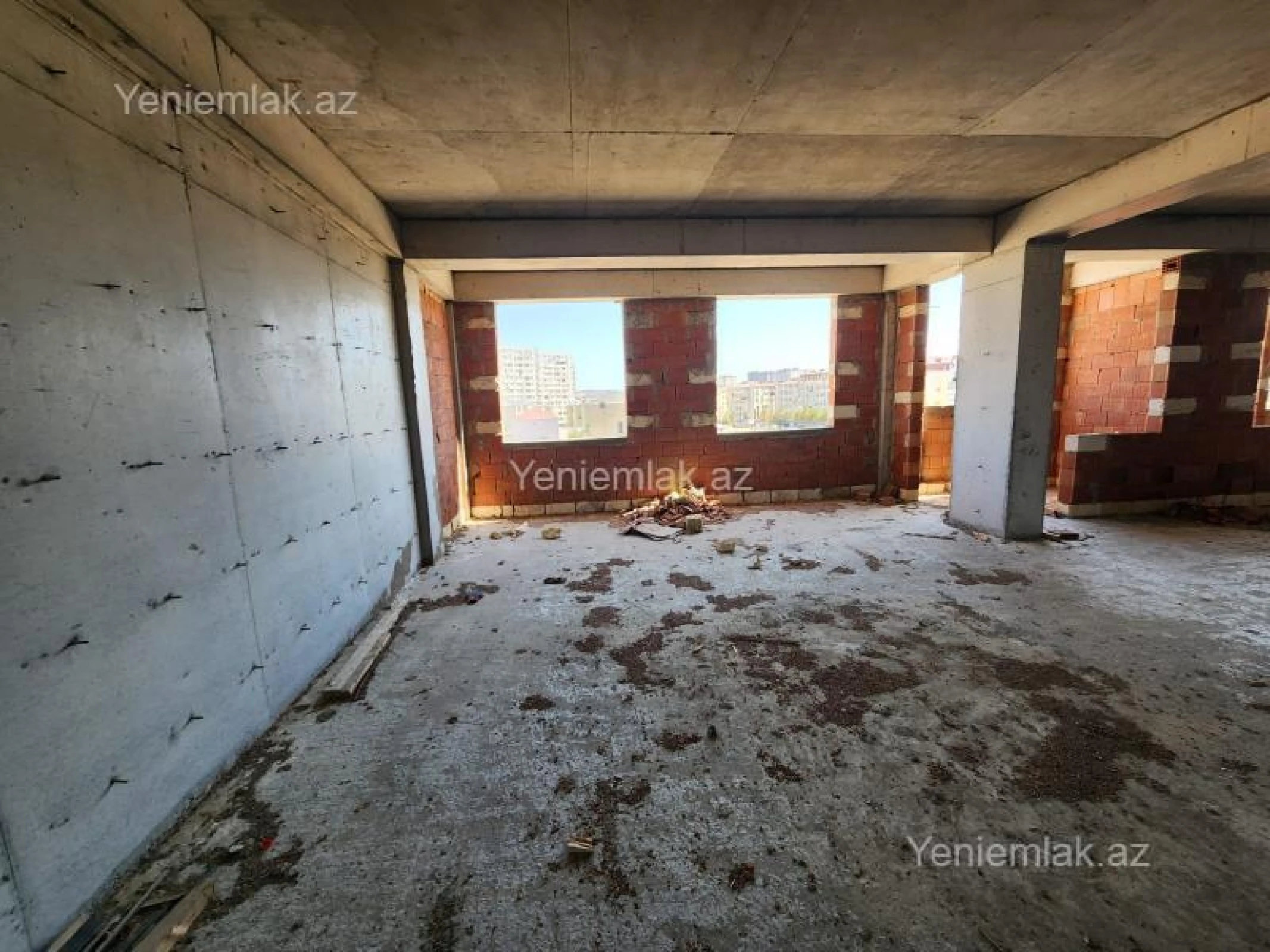 Satılır 2 otaqlı yeni tikili 80.5 m²