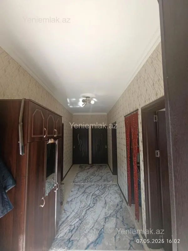 Satılır 4 otaqlı həyət evi 130 m²