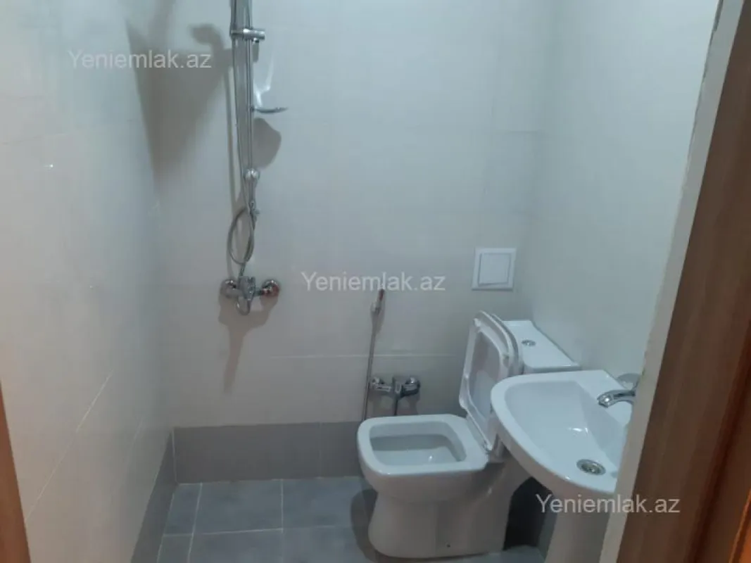 Satılır 3 otaqlı yeni tikili 115 m²