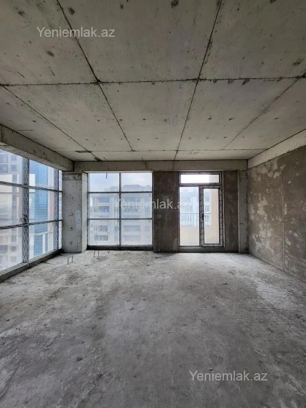 Satılır 3 otaqlı yeni tikili 151 m²