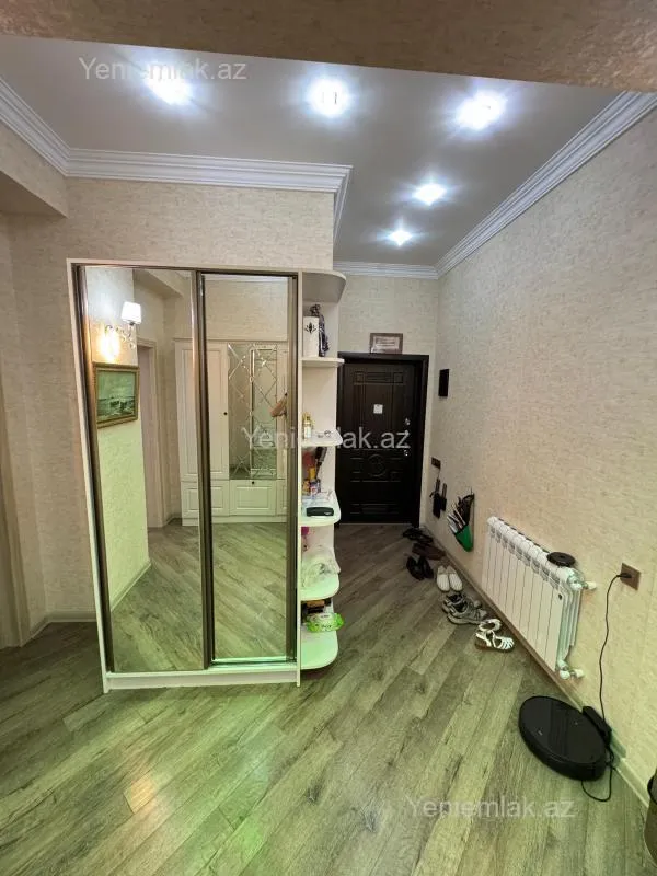 Satılır 4 otaqlı yeni tikili 126 m²