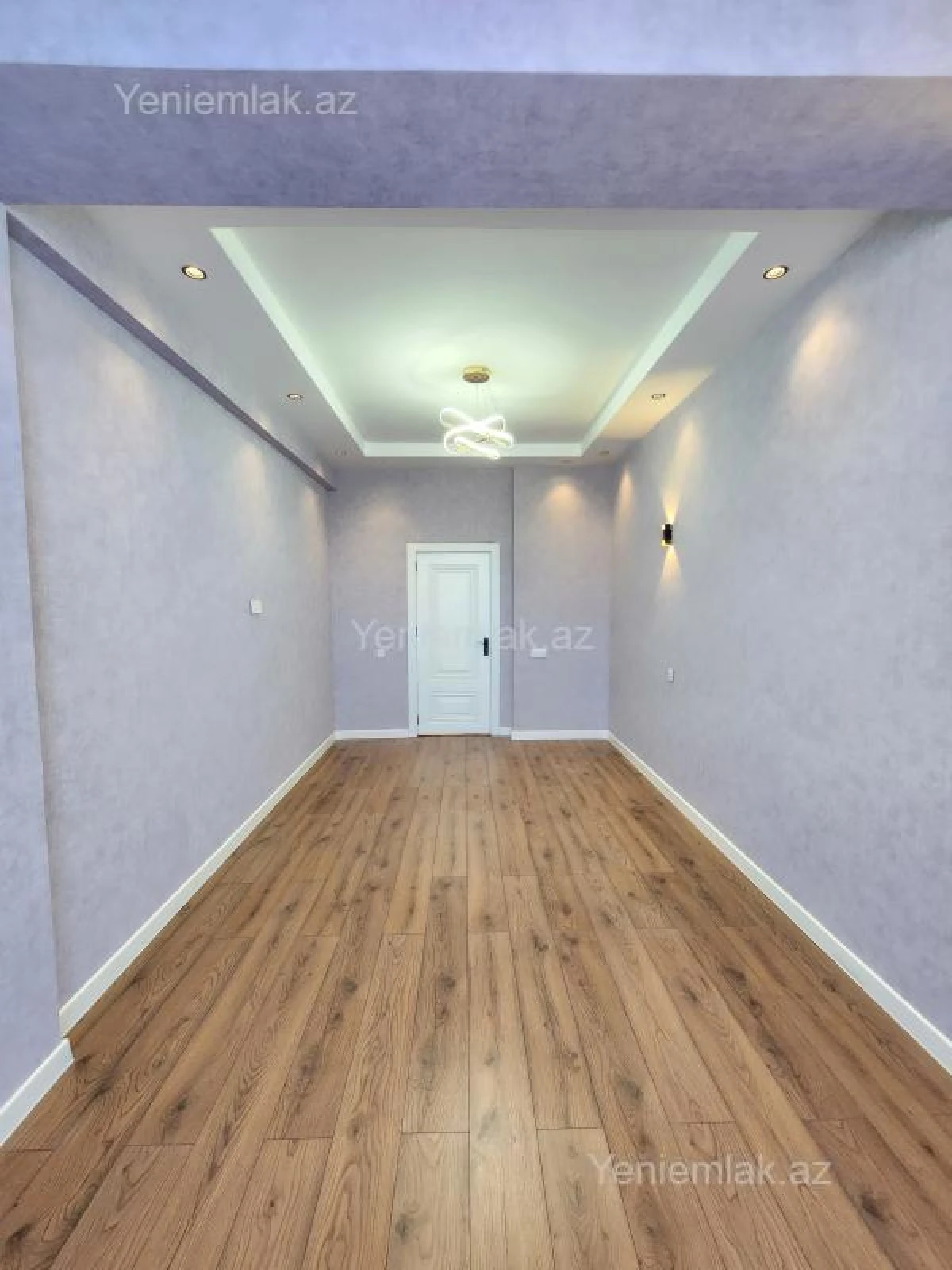 Satılır 3 otaqlı yeni tikili 130 m²