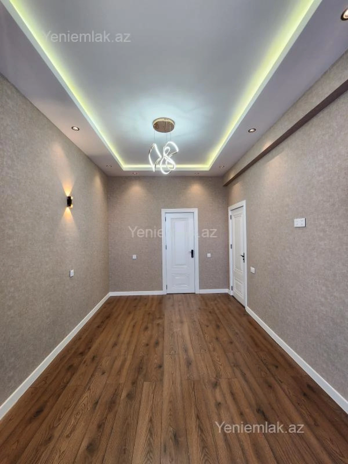 Satılır 3 otaqlı yeni tikili 130 m²