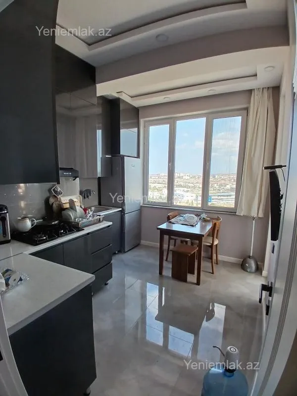 Satılır 3 otaqlı yeni tikili 74 m²