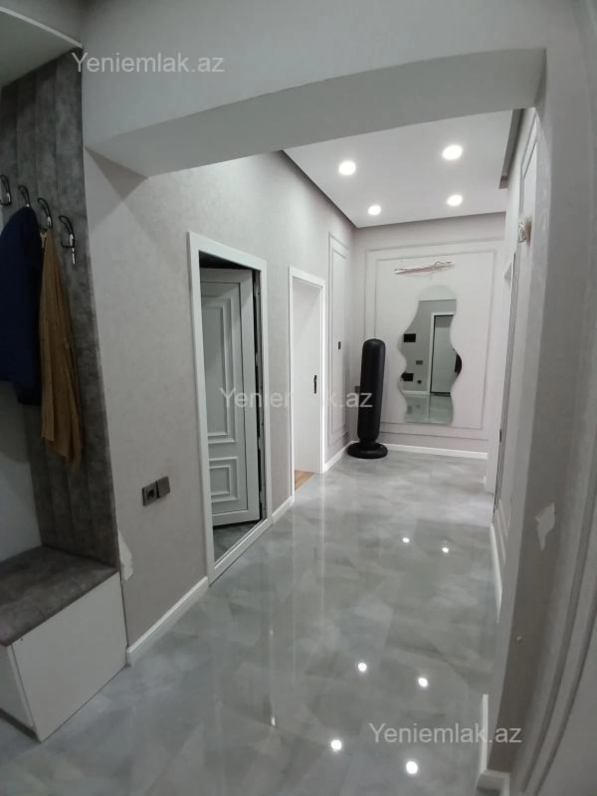 Satılır 3 otaqlı yeni tikili 74 m²