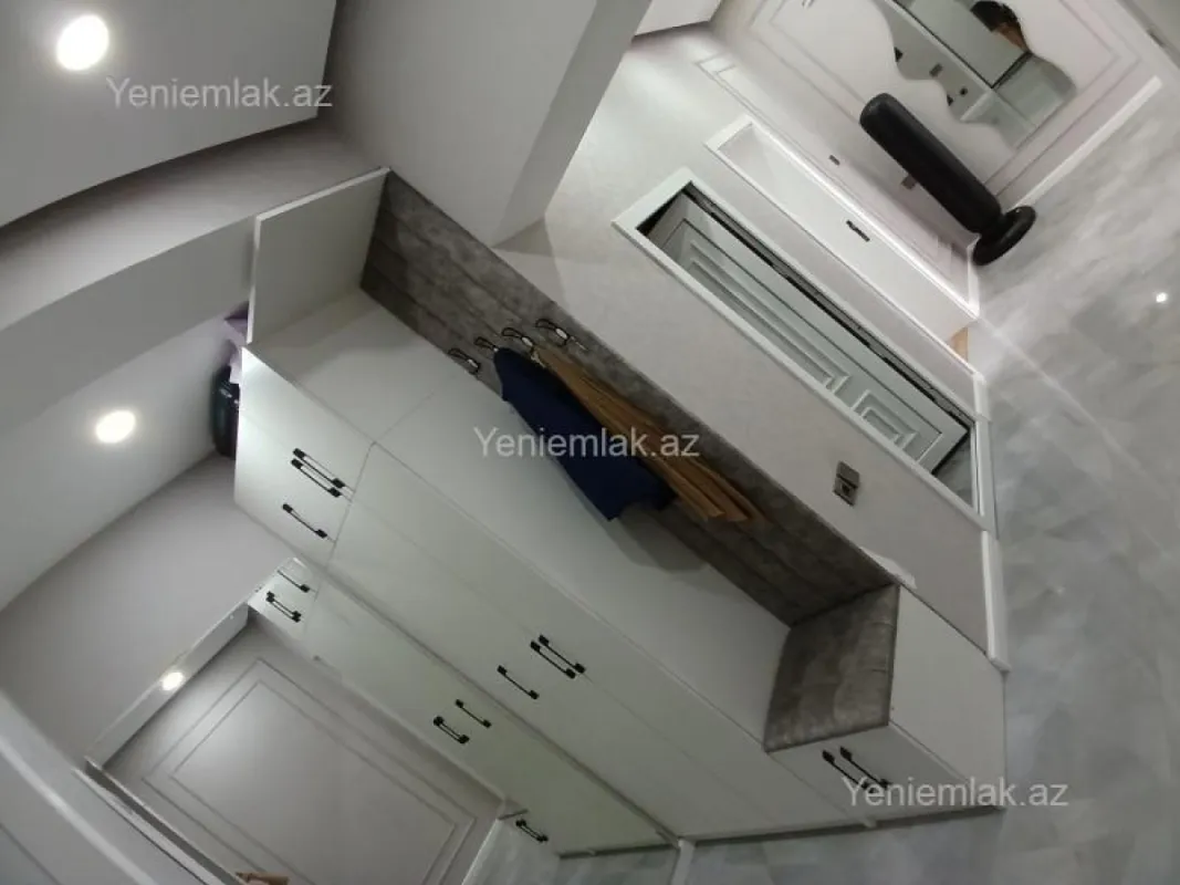 Satılır 3 otaqlı yeni tikili 74 m²