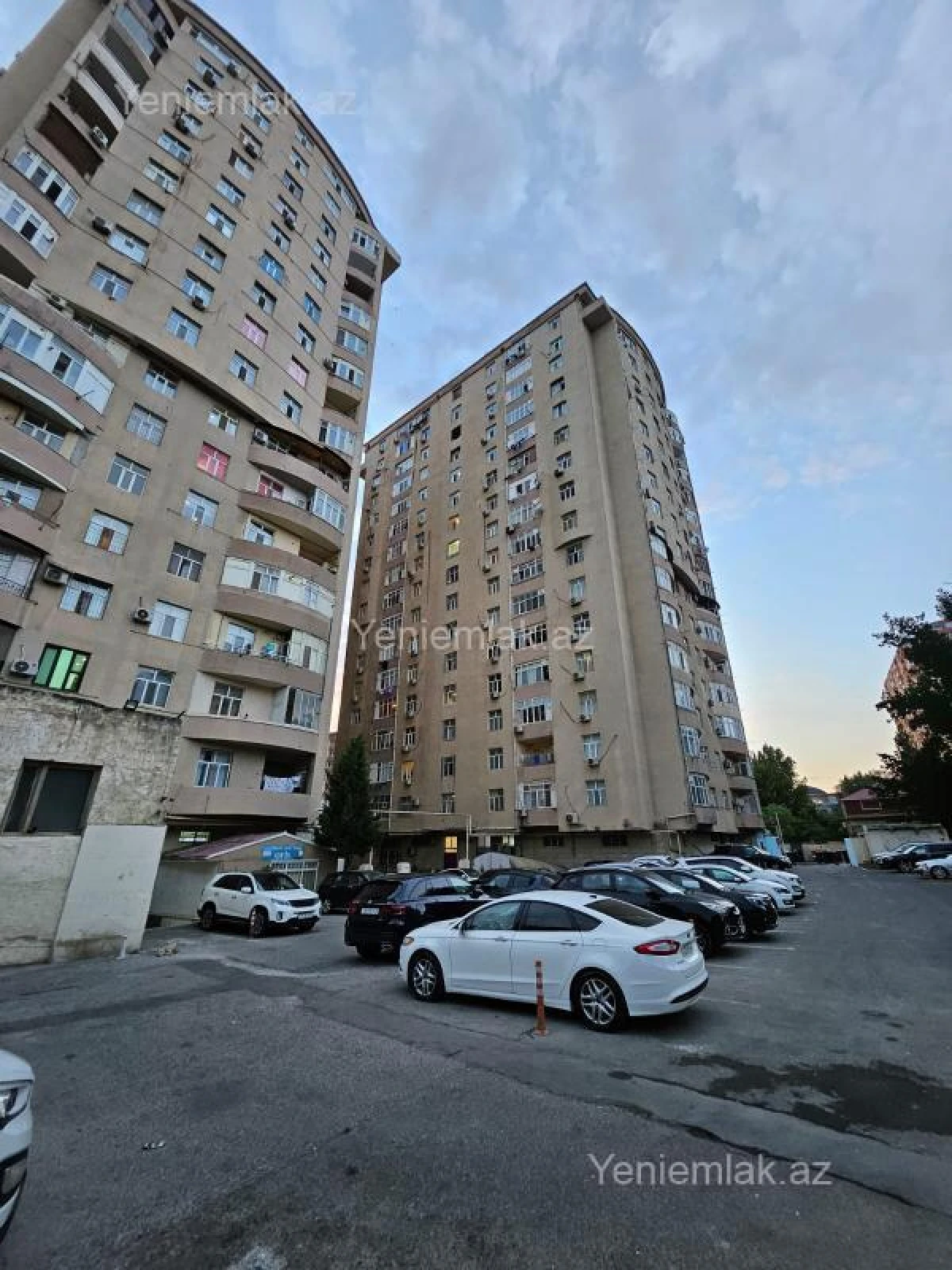 Satılır 2 otaqlı yeni tikili 70 m²