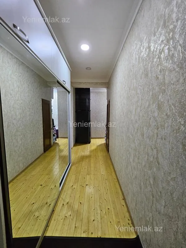 Satılır 2 otaqlı yeni tikili 70 m²