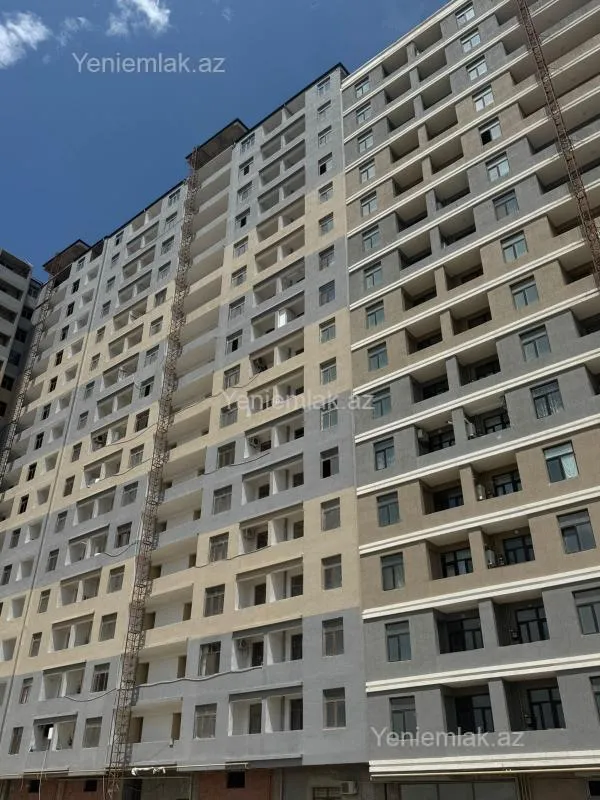 Satılır 2 otaqlı yeni tikili 97 m²
