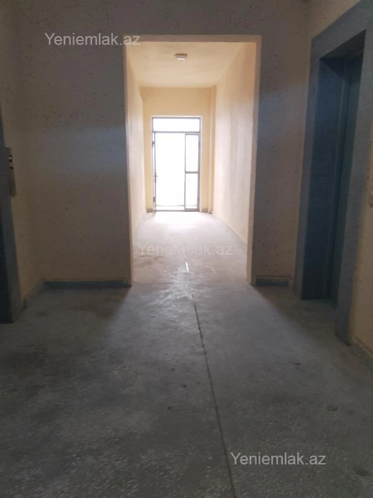 Satılır 2 otaqlı yeni tikili 71 m²