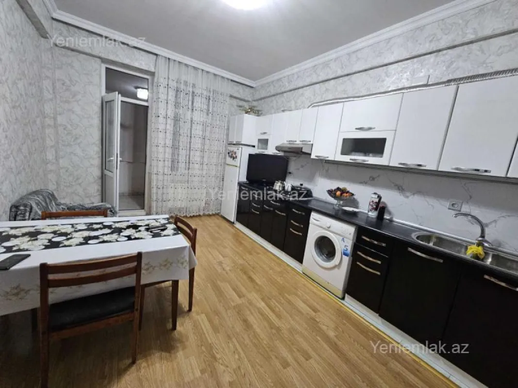 Satılır 3 otaqlı yeni tikili 108 m²