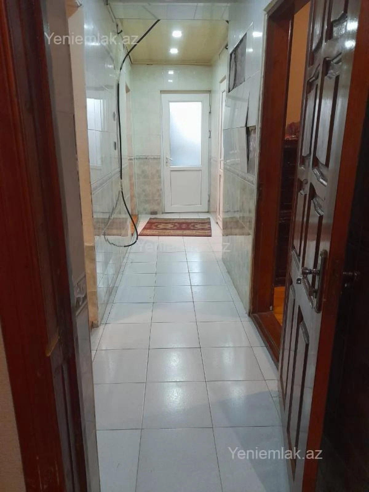 Satılır 3 otaqlı köhnə tikili 75 m²