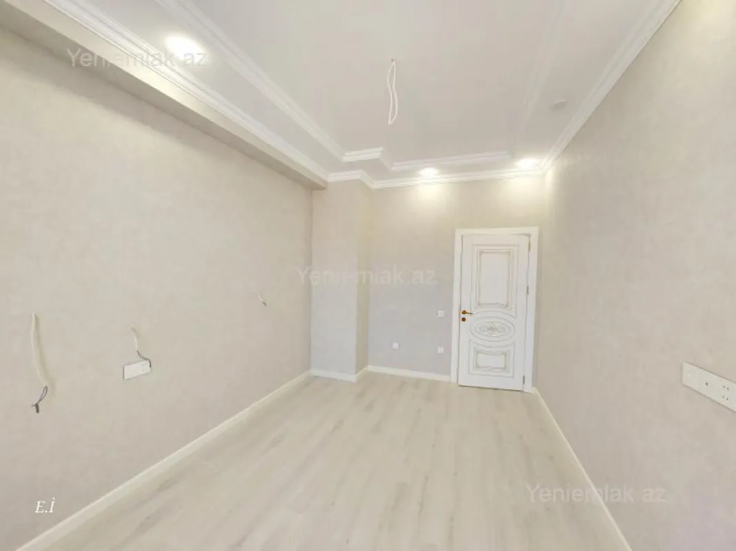 Satılır 3 otaqlı yeni tikili 87 m²