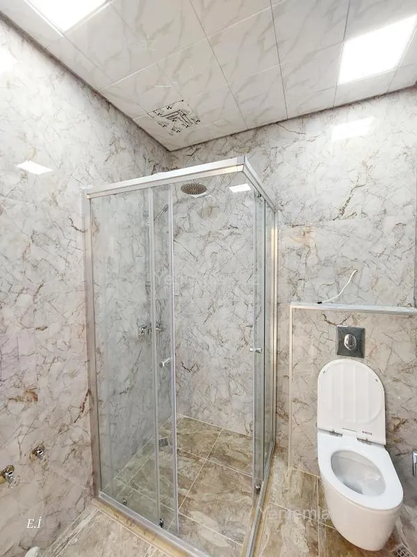Satılır 3 otaqlı yeni tikili 87 m²