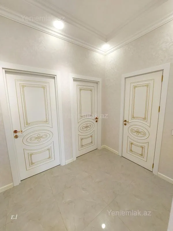 Satılır 3 otaqlı yeni tikili 87 m²