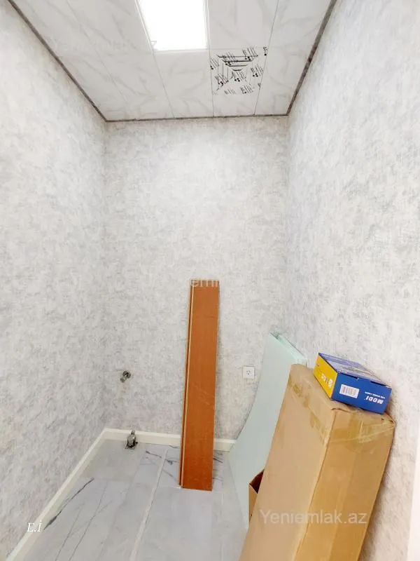 Satılır 3 otaqlı yeni tikili 87 m²